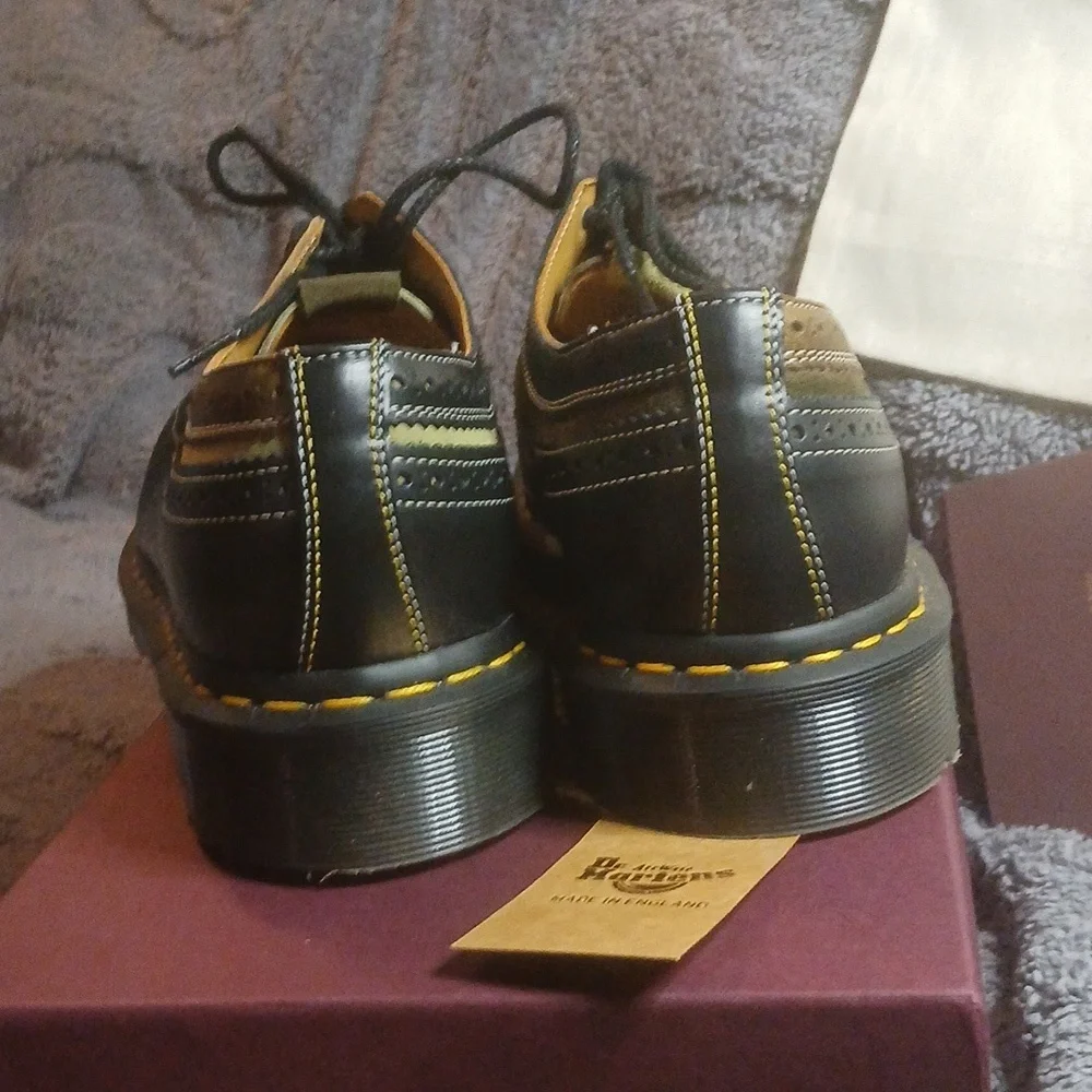Dr. Martens Men's Two-Tone Dead Stock Wingtips - Picture 5 of 8